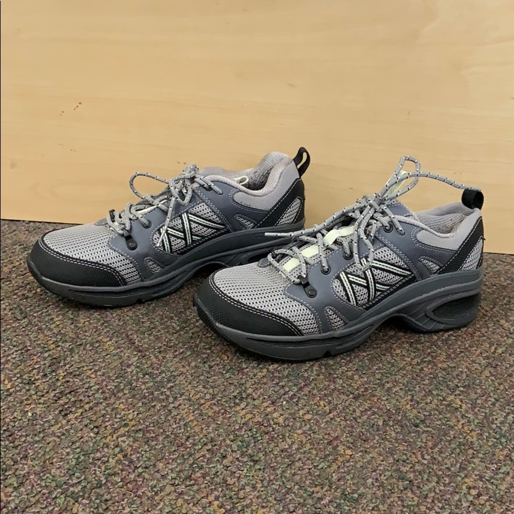 Bio -Trek Journey Sneakers